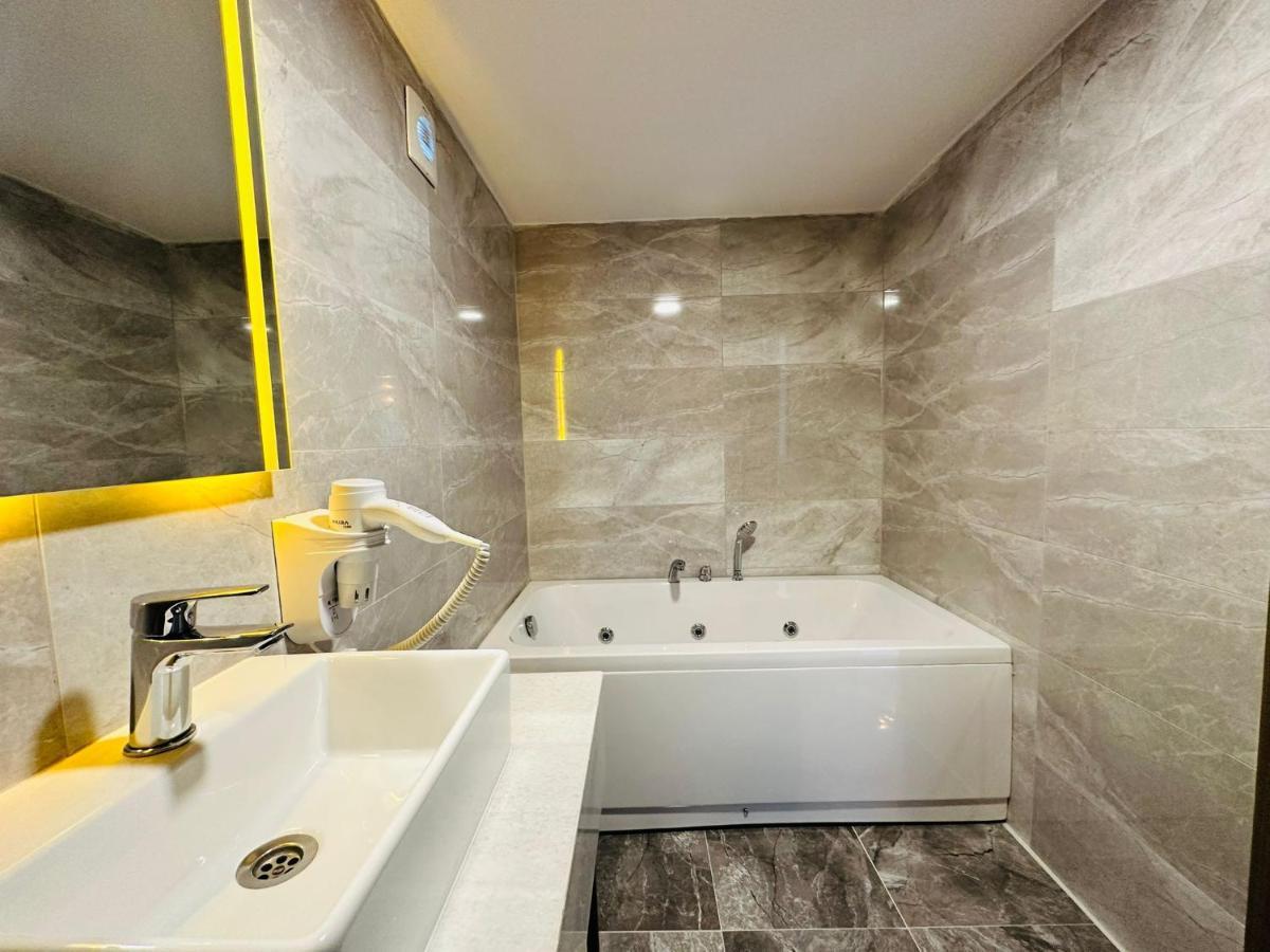 Nice Royal Suite Istanbul Exterior photo
